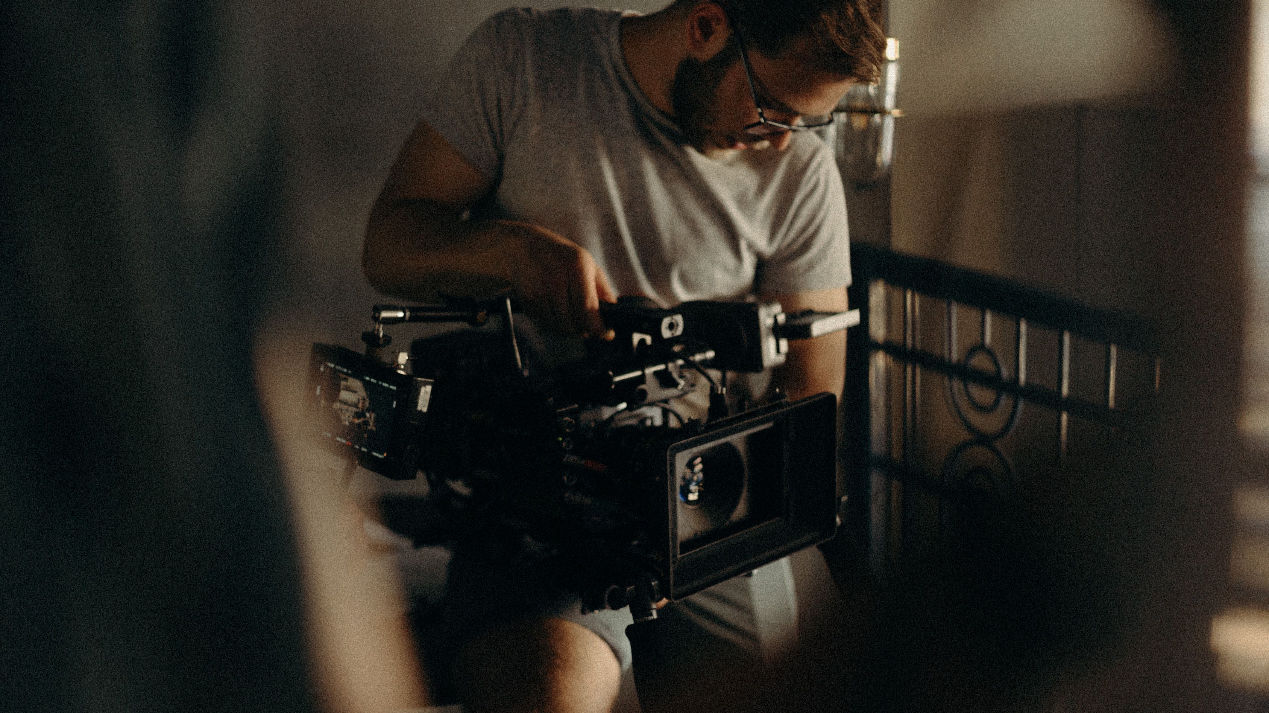 4240x2384 Movie Camera Photo, Download The BEST Free Movie Camera & HD Image