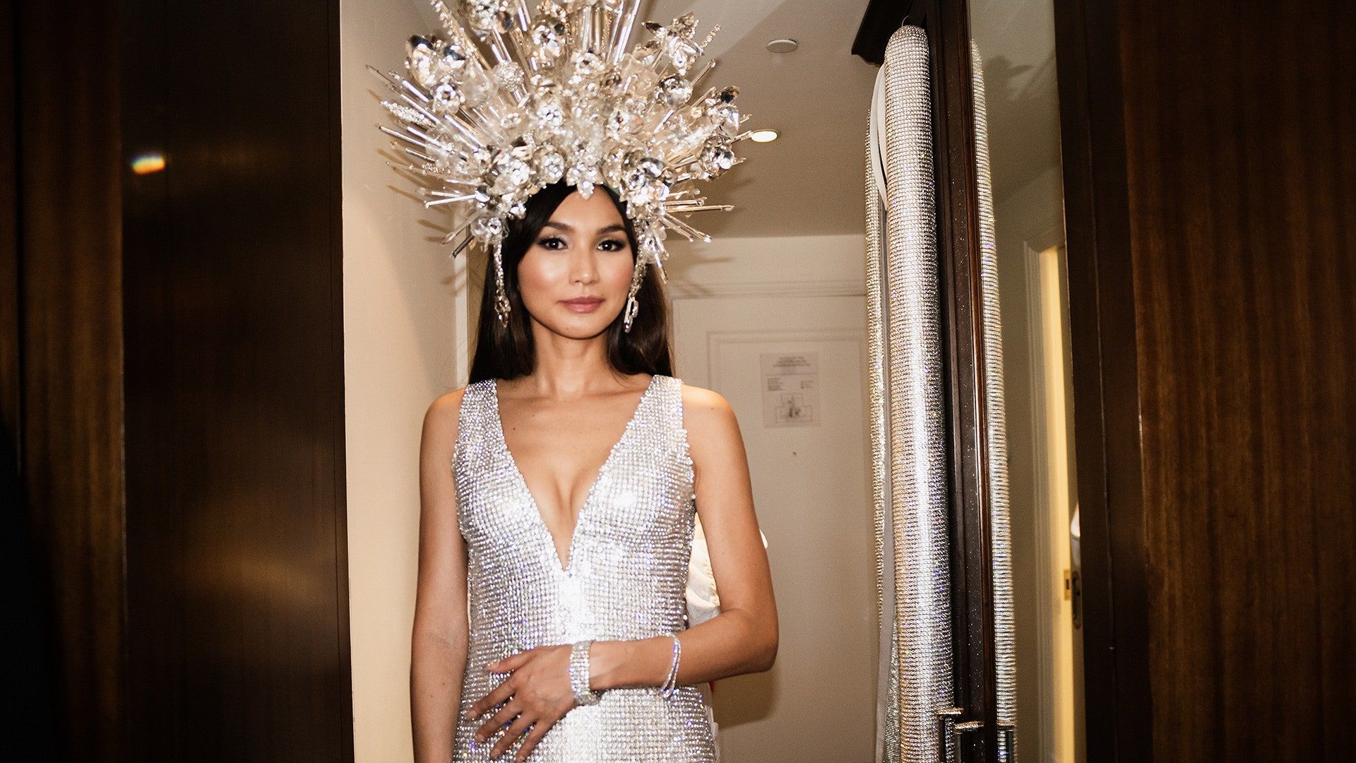 1920x1080 Gemma Chan's 2019 Met Gala Look