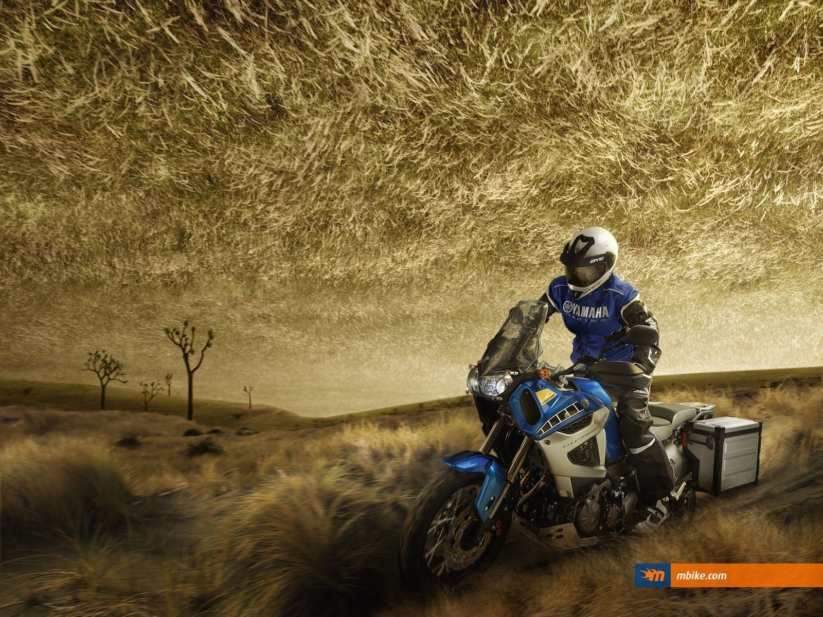 1600x1200 Yamaha XT 1200 Z (Super Ténéré) Wallpaper