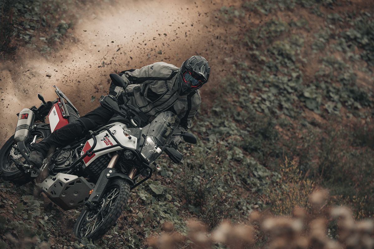 1200x800 Offroad action YAMAHA Ténéré 700
