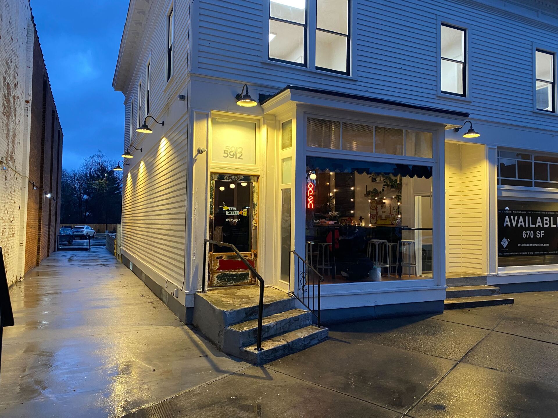 1920x1440 PHOTOS: Step inside Big Chill, College Hill's newest bar
