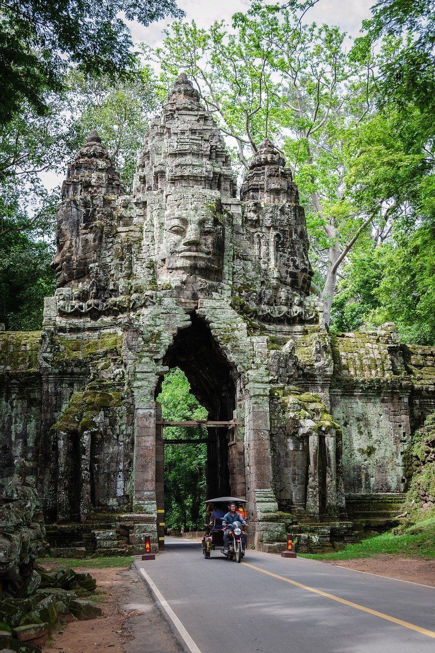 853x1280 Free Siem & Siem Reap Image