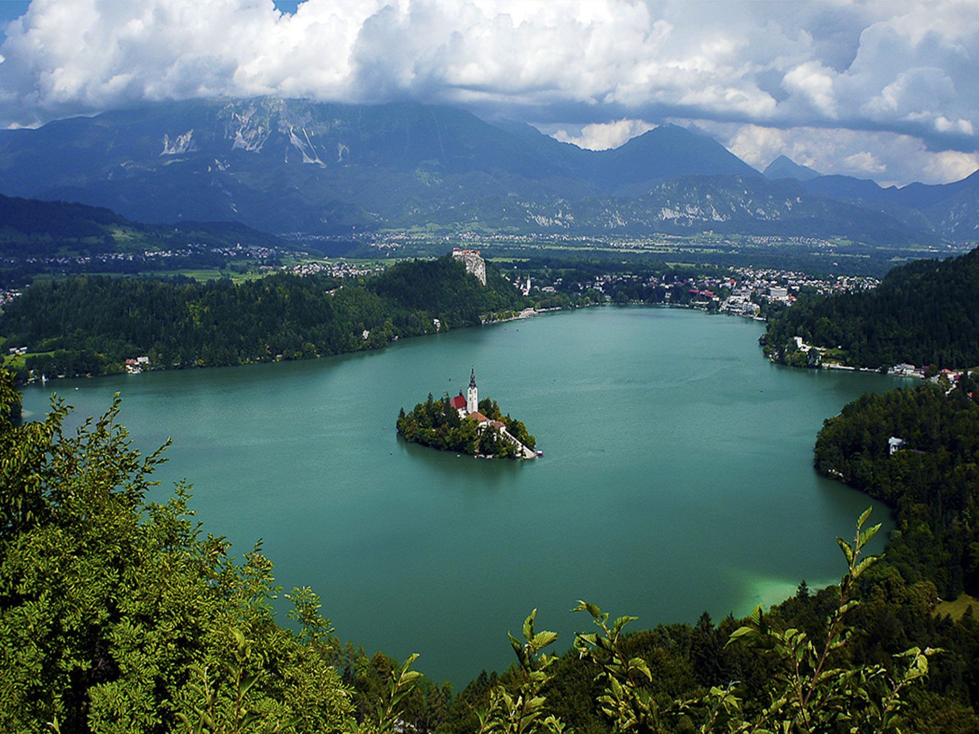 1920x1440 Beautiful Landscape, Lake Bled, Slovenia, Wallpaper HD :