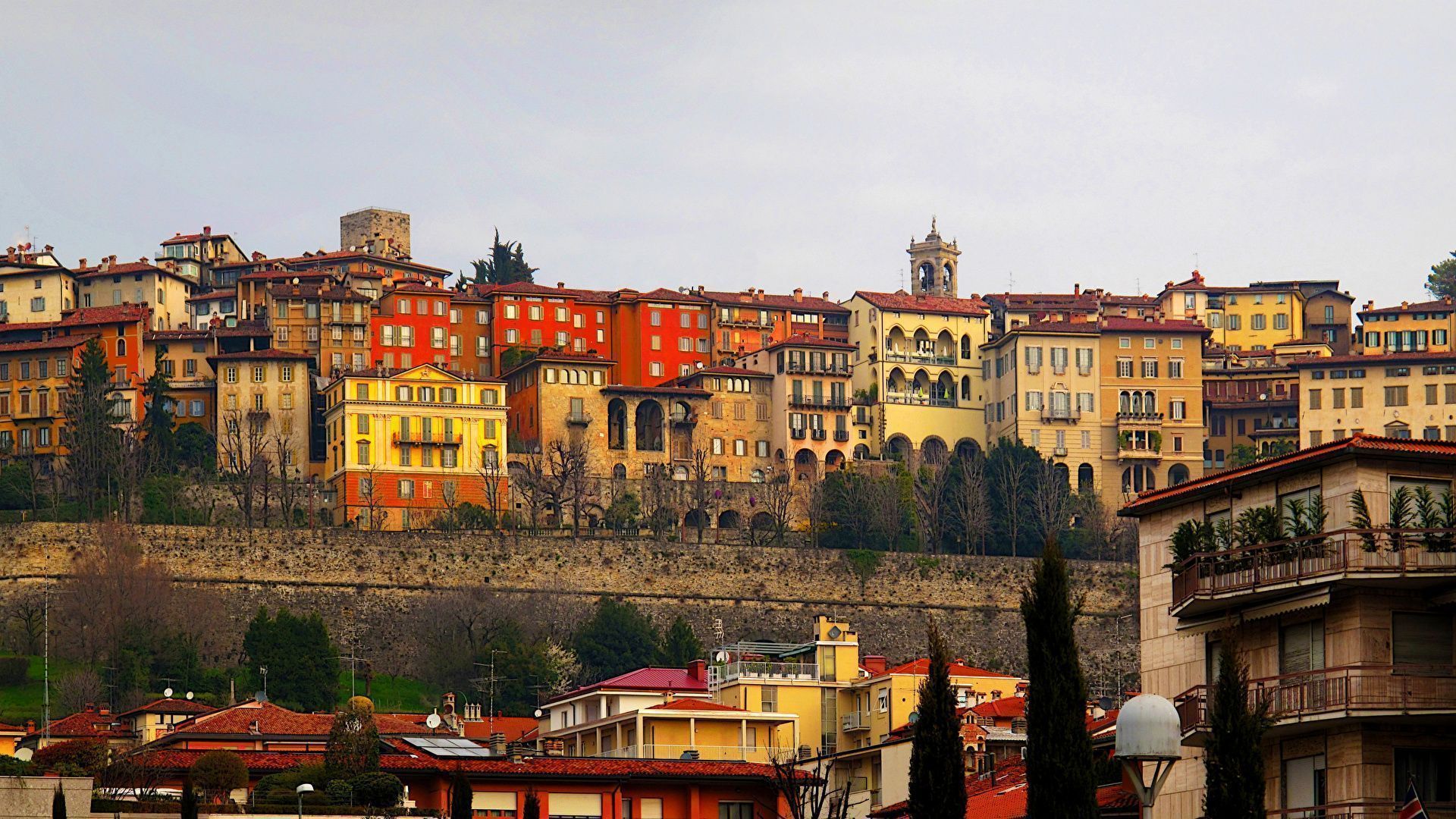 1920x1080 Wallpaper Italy Bergamo Cities Building 1920x1080