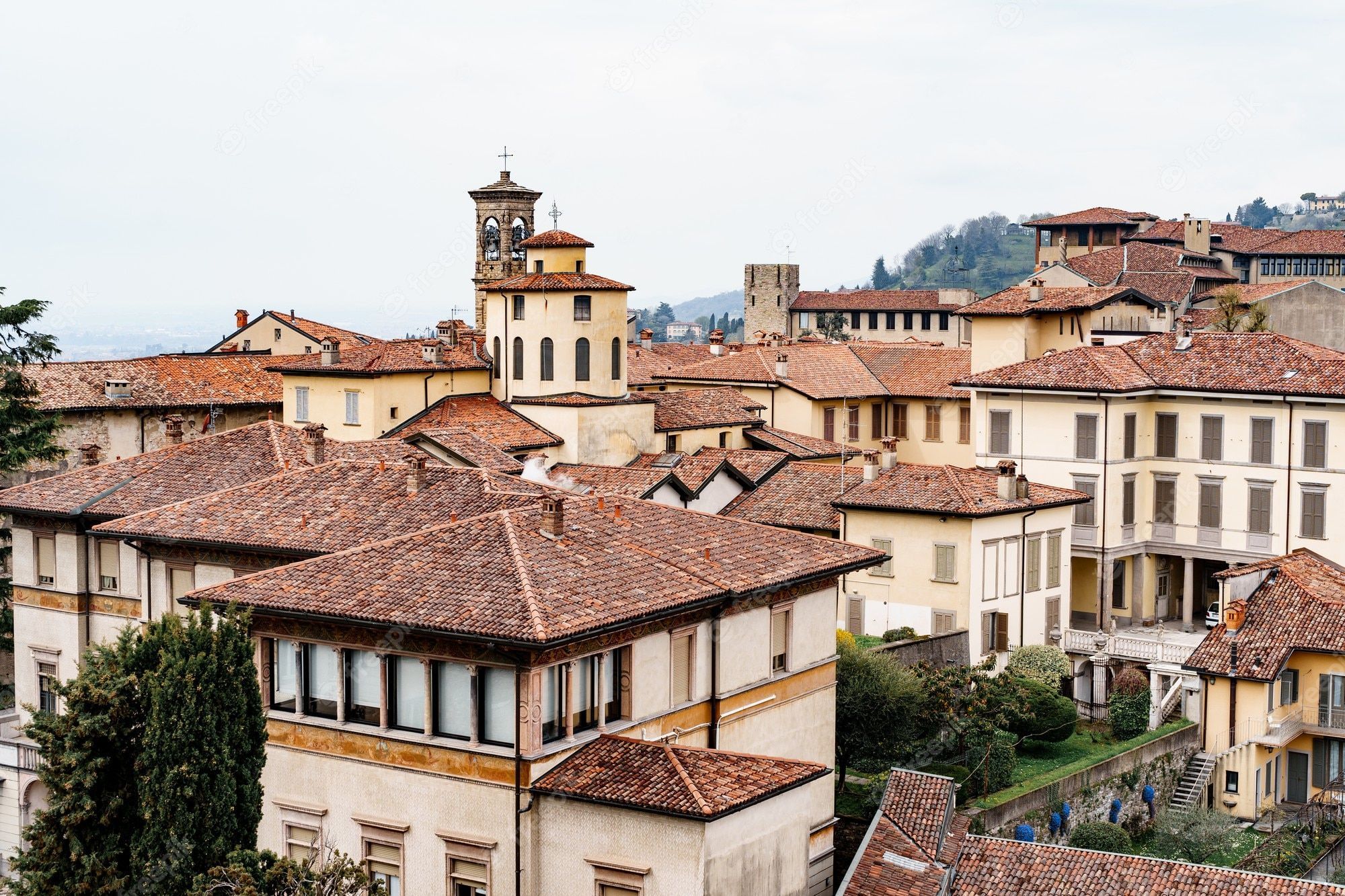 2000x1333 Premium Photo. Tiled roofs of the old houses of bergamo italy