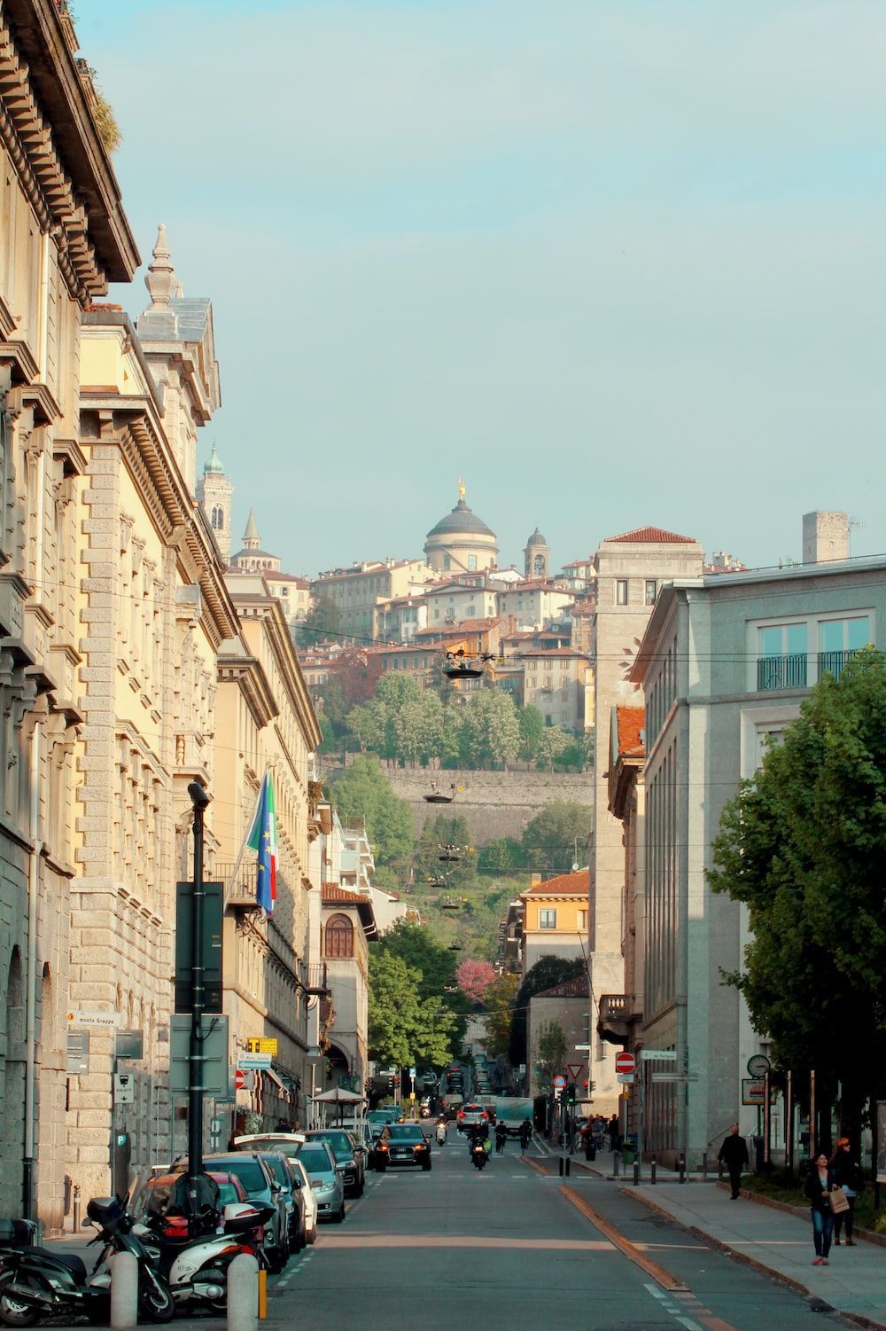 1000x1501 Bergamo Picture. Download Free Image