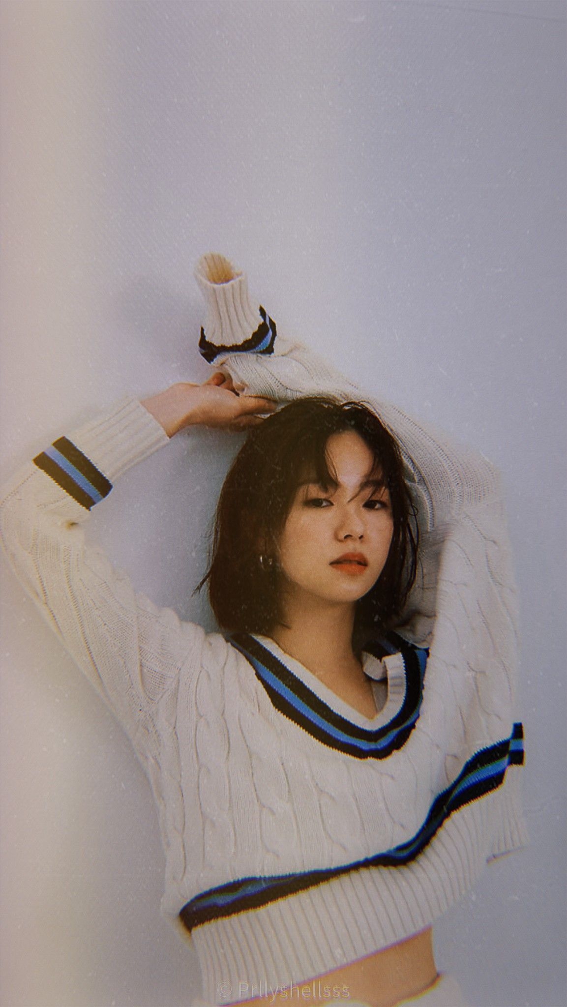 1153x2048 Jeon Yeo Been Wallpaper