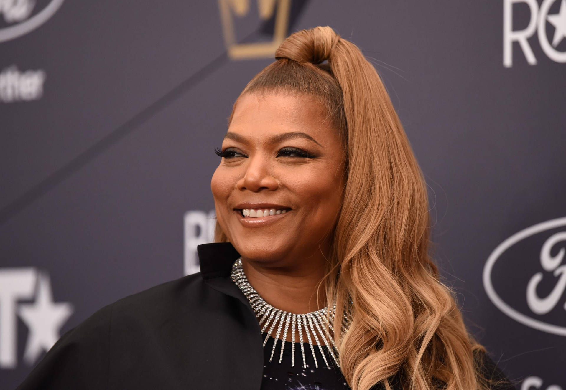 1920x1324 Download Celebrity Queen Latifah Wallpaper