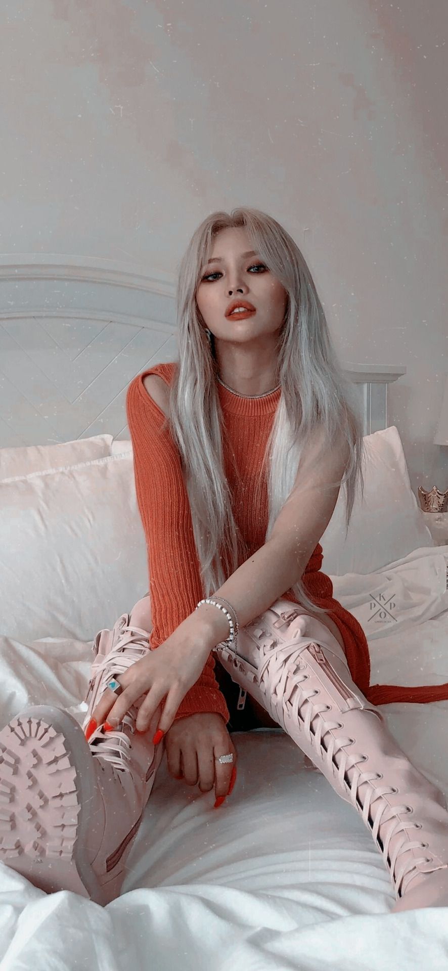 Jeon Soyeon Wallpapers - Top Free Jeon Soyeon Backgrounds - WallpaperAccess