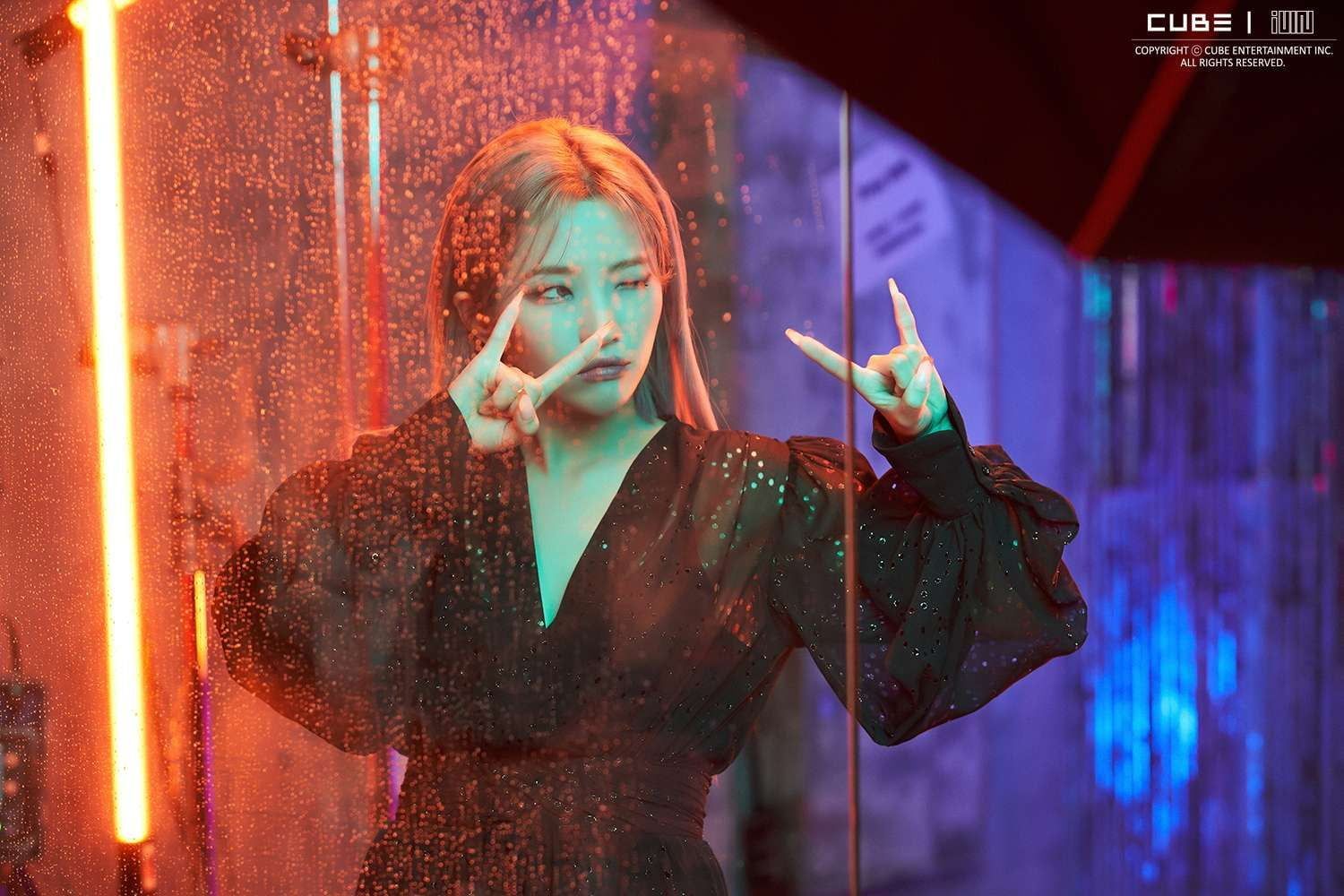 Jeon Soyeon Wallpapers - Top Free Jeon Soyeon Backgrounds - WallpaperAccess