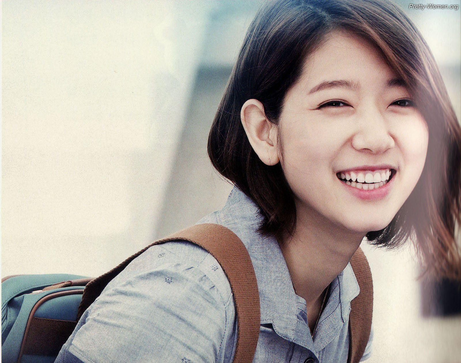 1600x1260 Park Shin Hye. Korean Cuties! Nom. Park Shin Hye