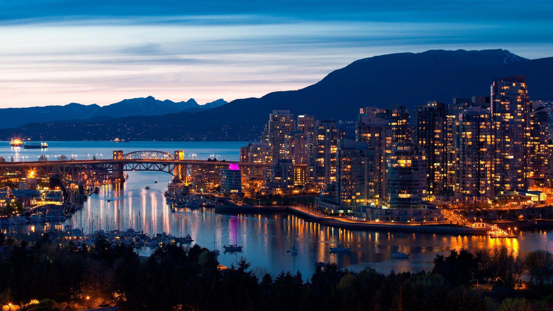 1920x1080 Vancouver, Canada, Burrard Street Bridge and Skyline