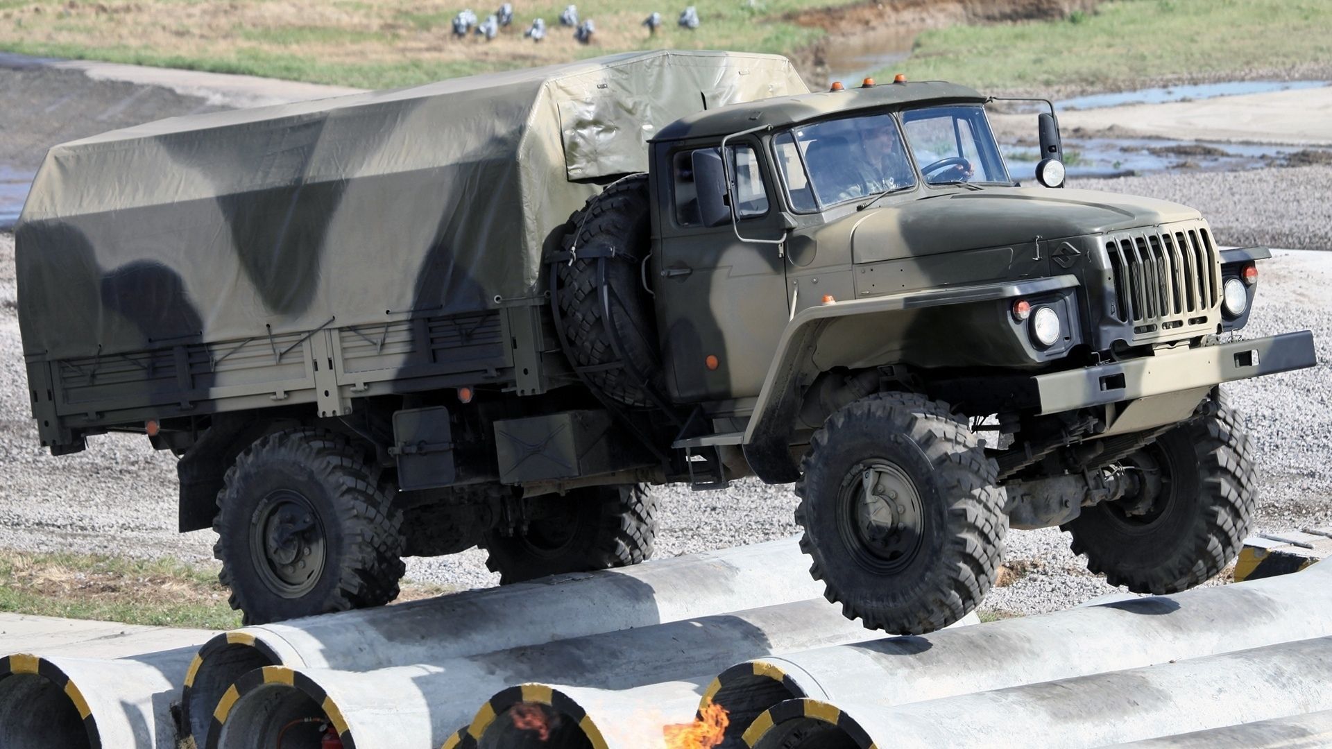 1920x1080 1920x1080 background, truck, test, front, military, Ural, ural