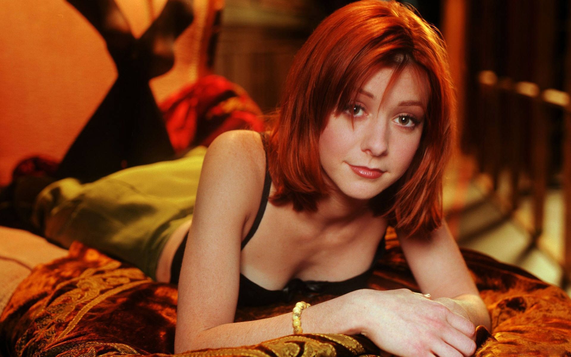 1920x1200 Celebrity Alyson Hannigan HD Wallpaper
