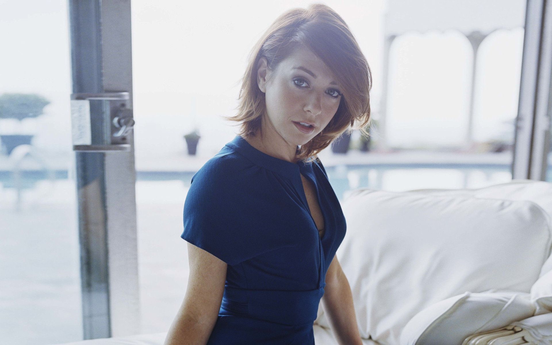 1920x1200 Celebrity Alyson Hannigan HD Wallpaper