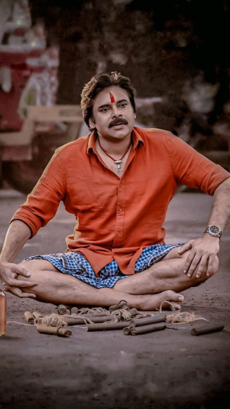 749x1332 Pawan Kalyan HD image bheemla Nayak movie HD image. Classical hollywood cinema photography, Classic hollywood movie stars, Old hollywood fashion