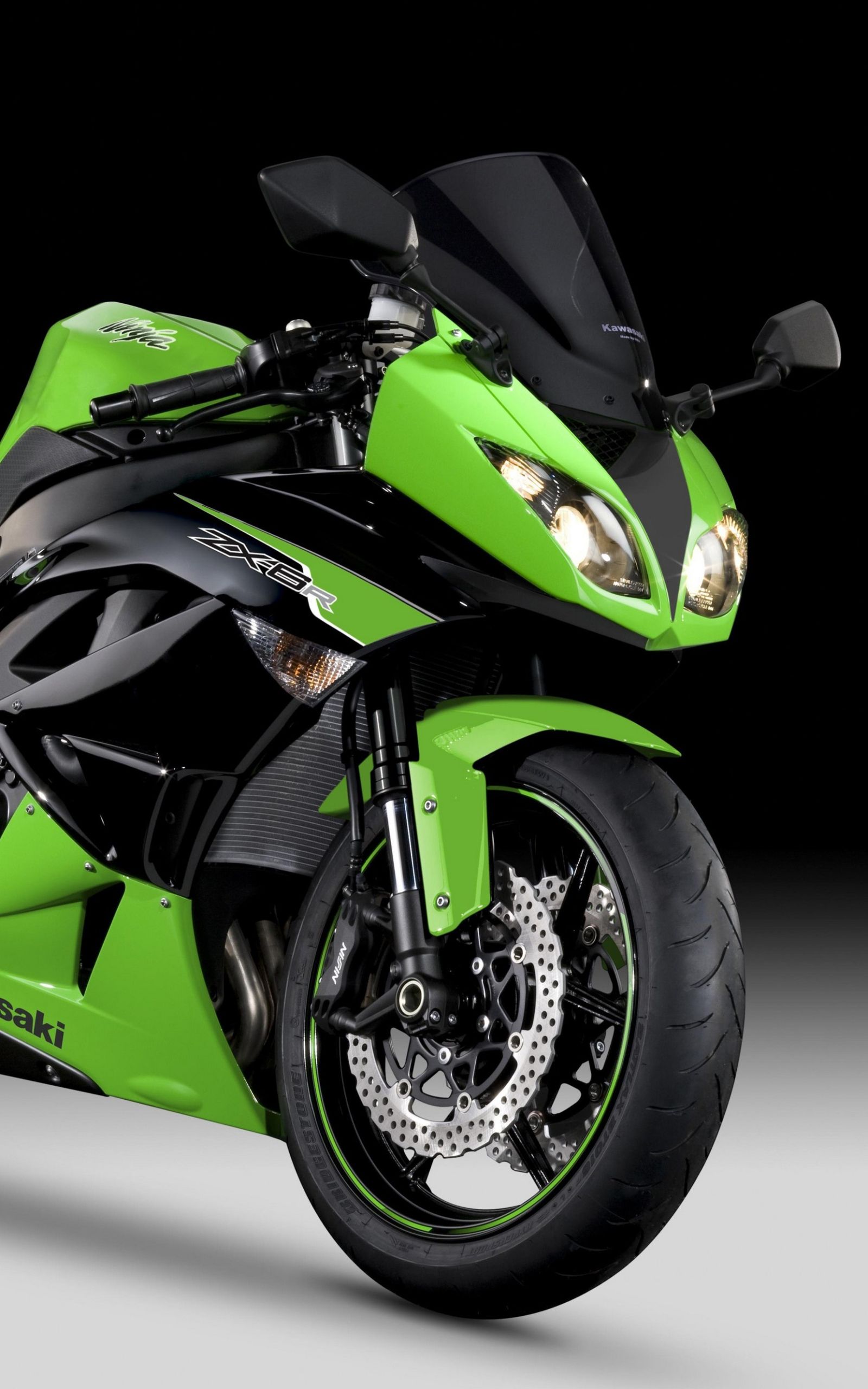 1600x2560 Kawasaki Ninja ZX 6R Phone Wallpaper