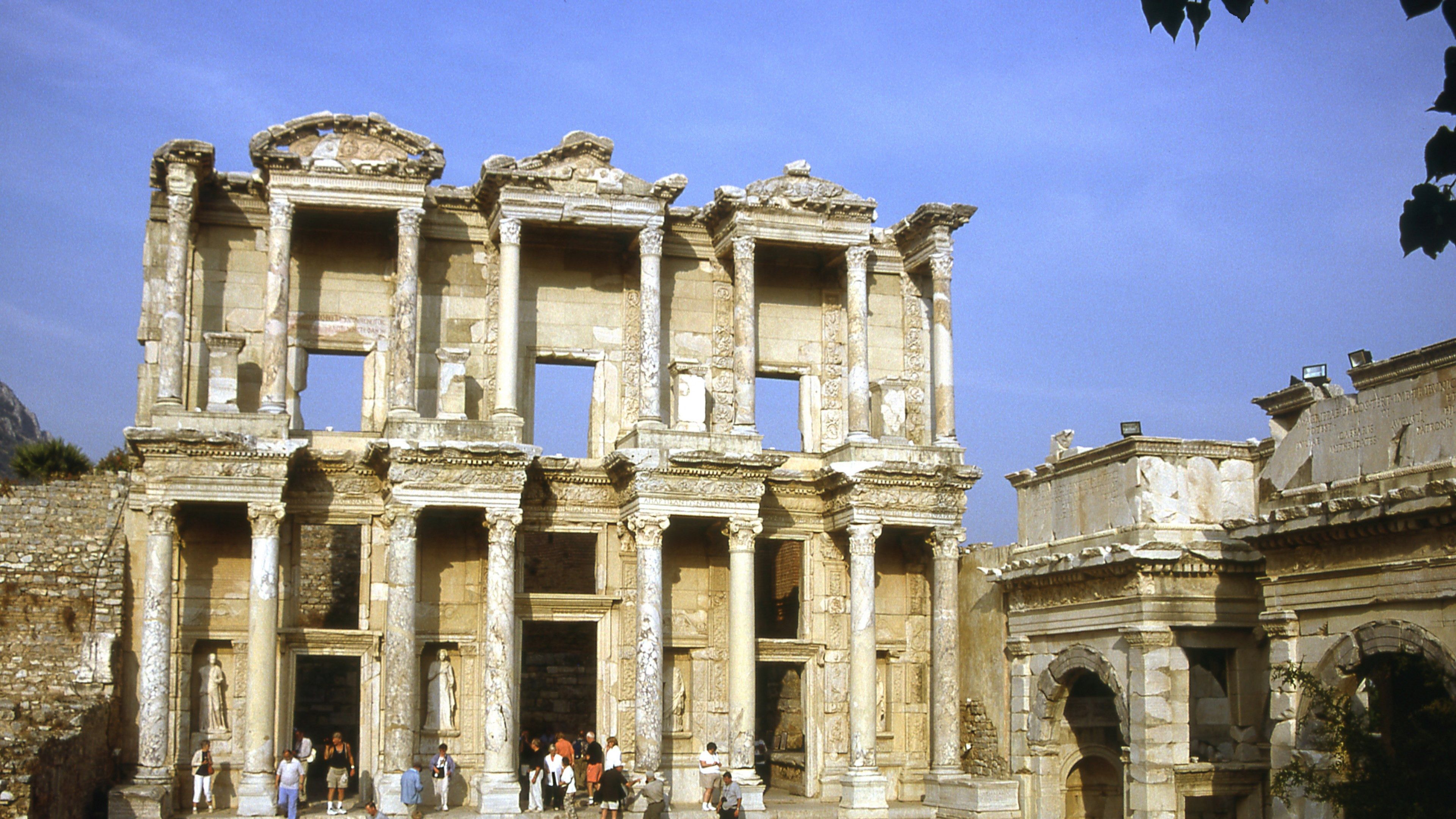 3840x2160 Wallpaper / library at ephesus 4k wallpaper free download