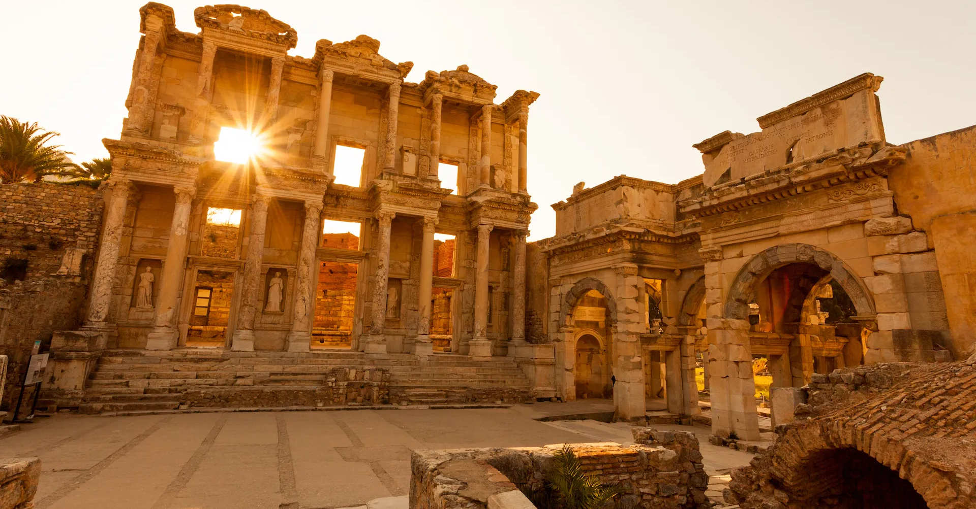1920x1003 DK Travel Excursions in Turkey