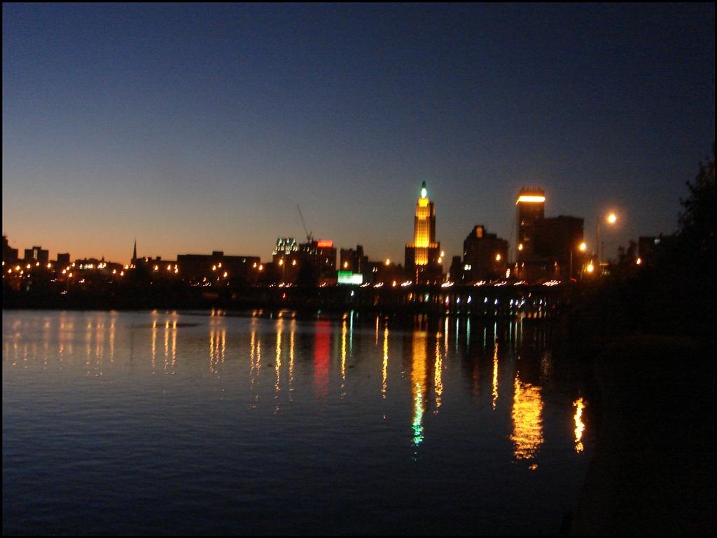1024x768 Providence Wallpaper