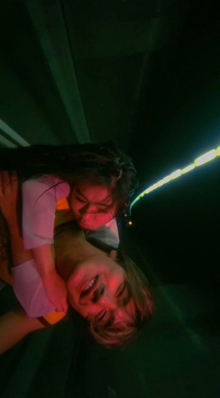 720x1300 Movie & TV clips (Random)