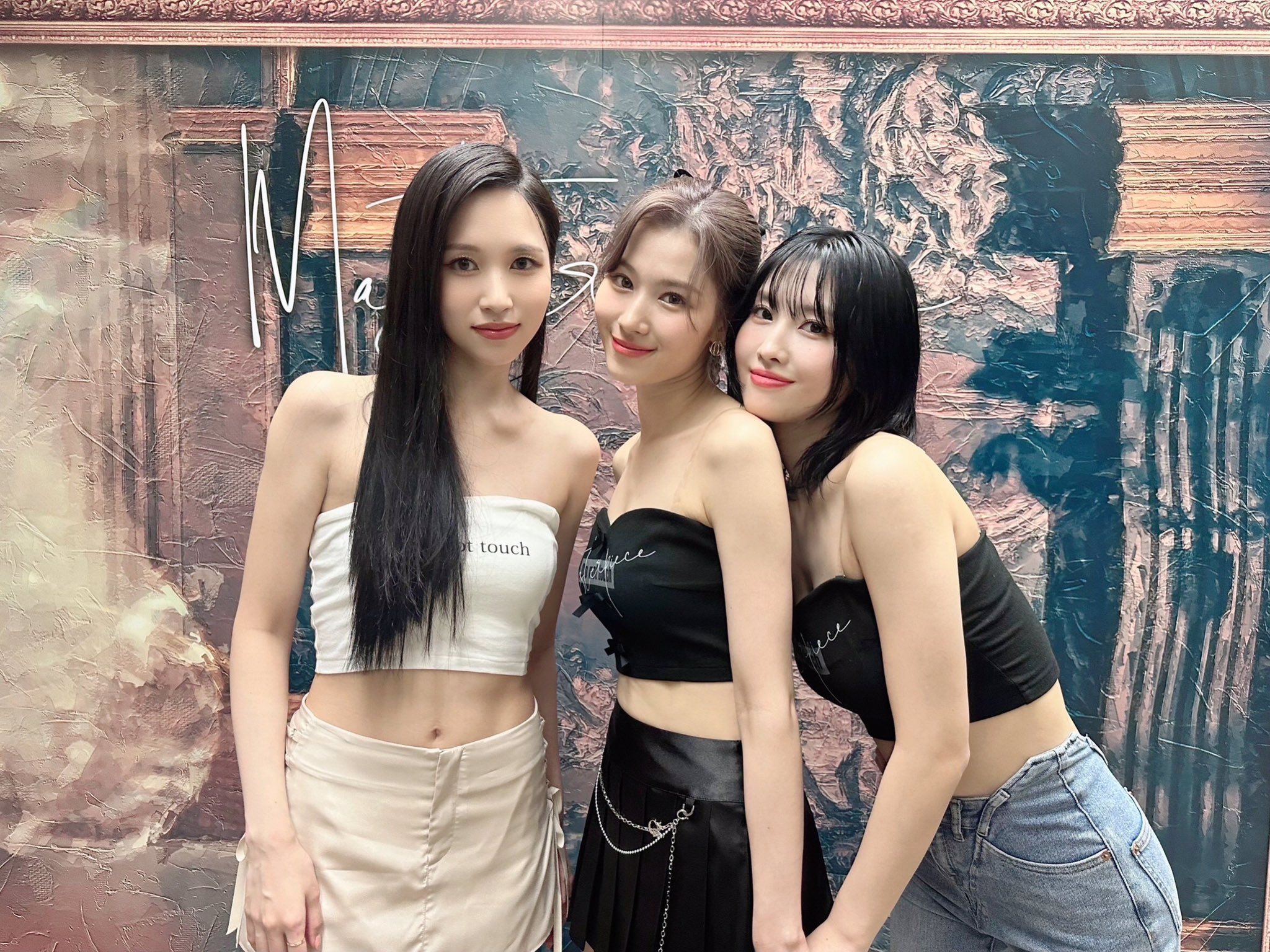 Misamo Wallpapers - Top Free Misamo Backgrounds - WallpaperAccess