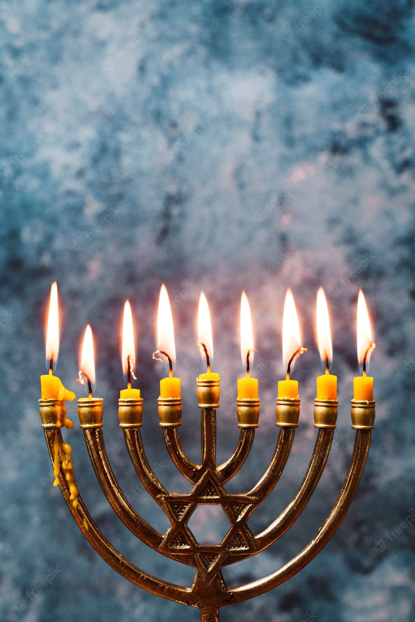 1333x2000 Hanukkah Candles Image
