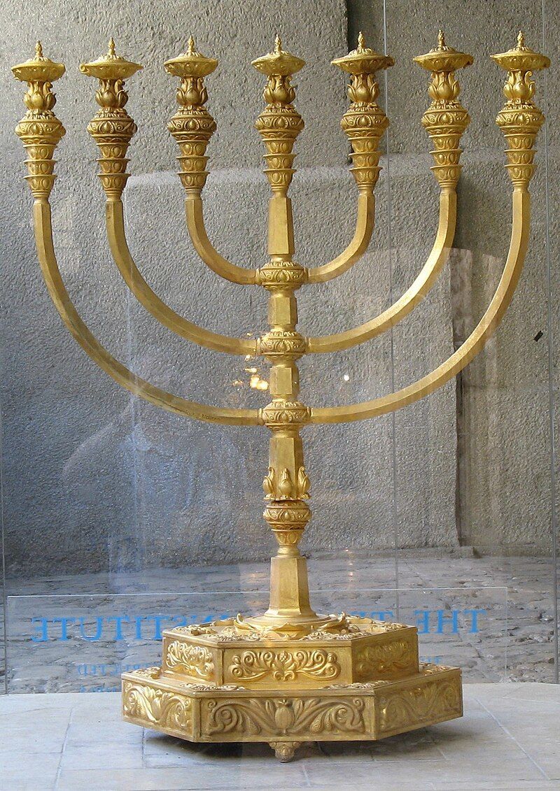800x1131 Temple menorah