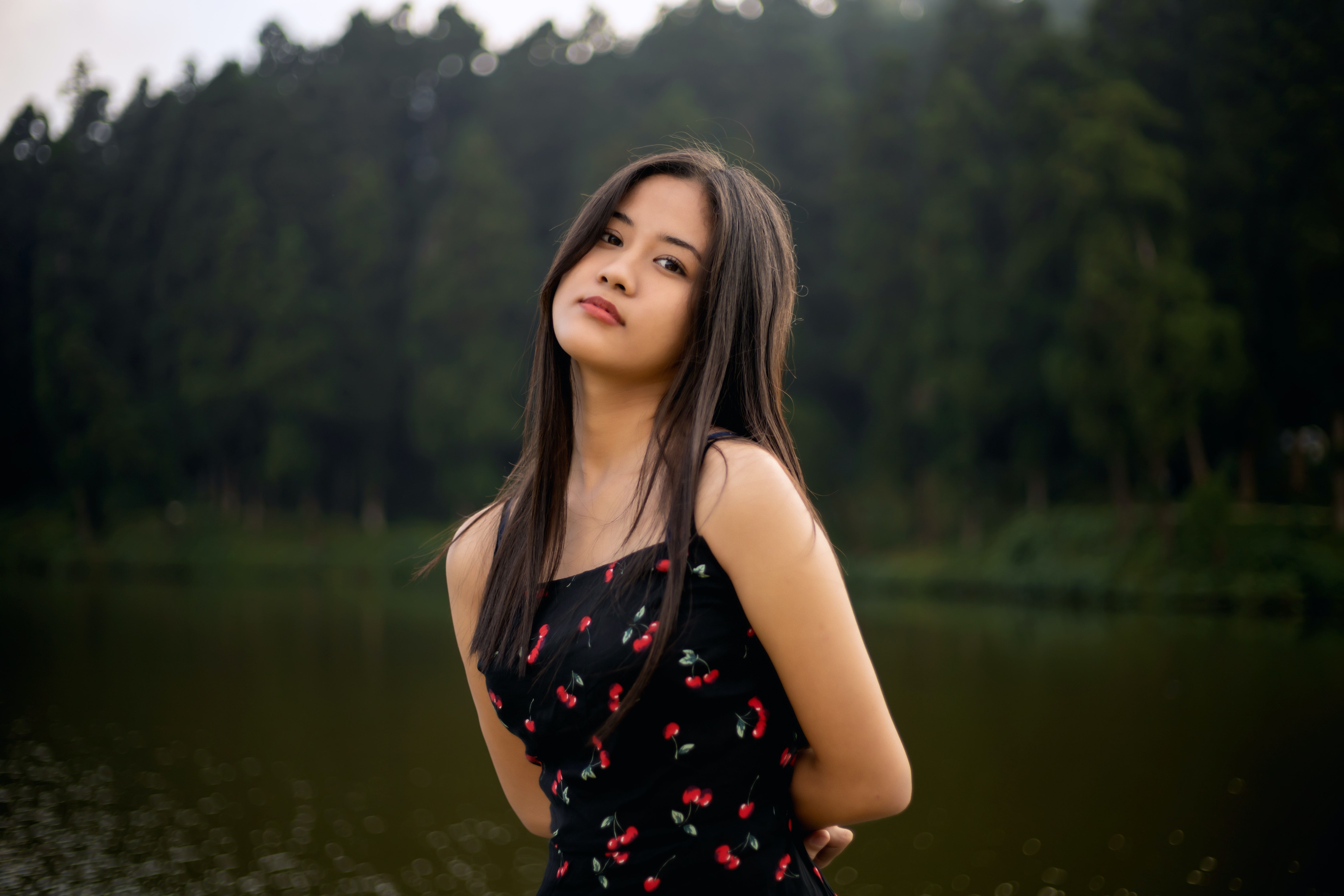6240x4160 A Woman Wearing Black Dress · Free