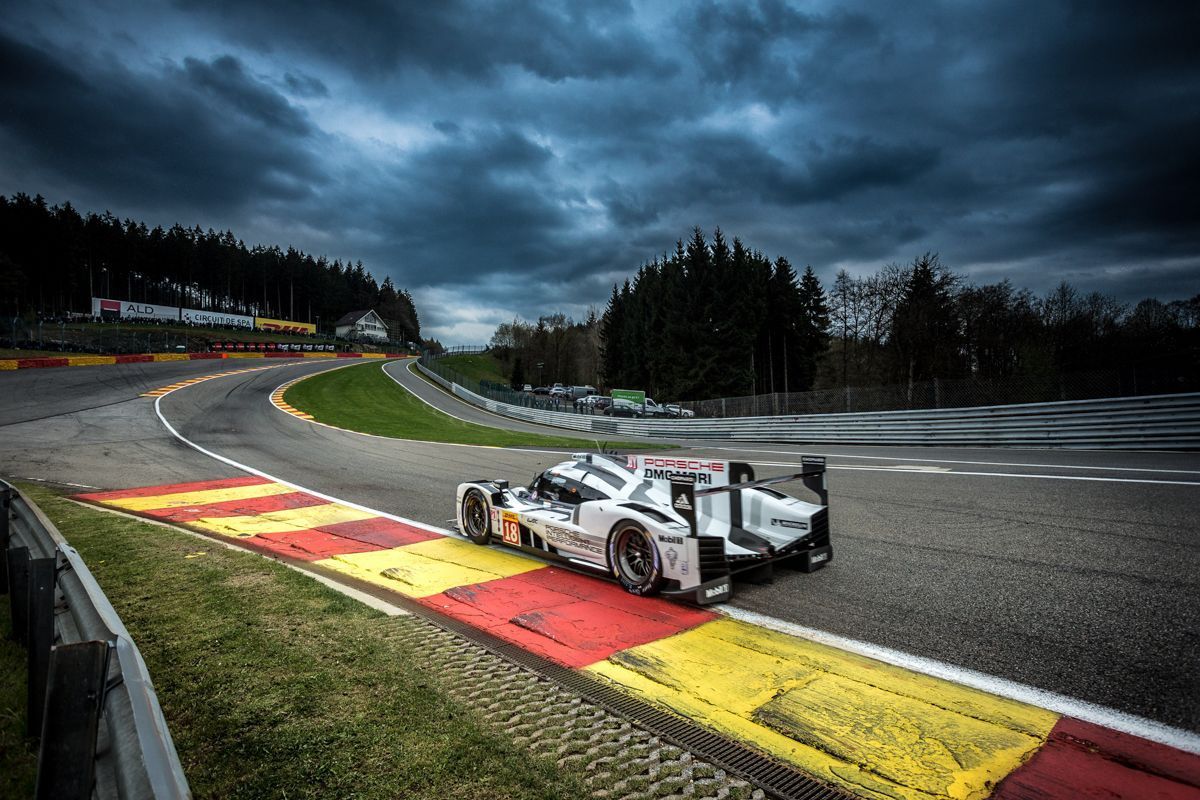 1200x800 Porsche confusion costs Spa win