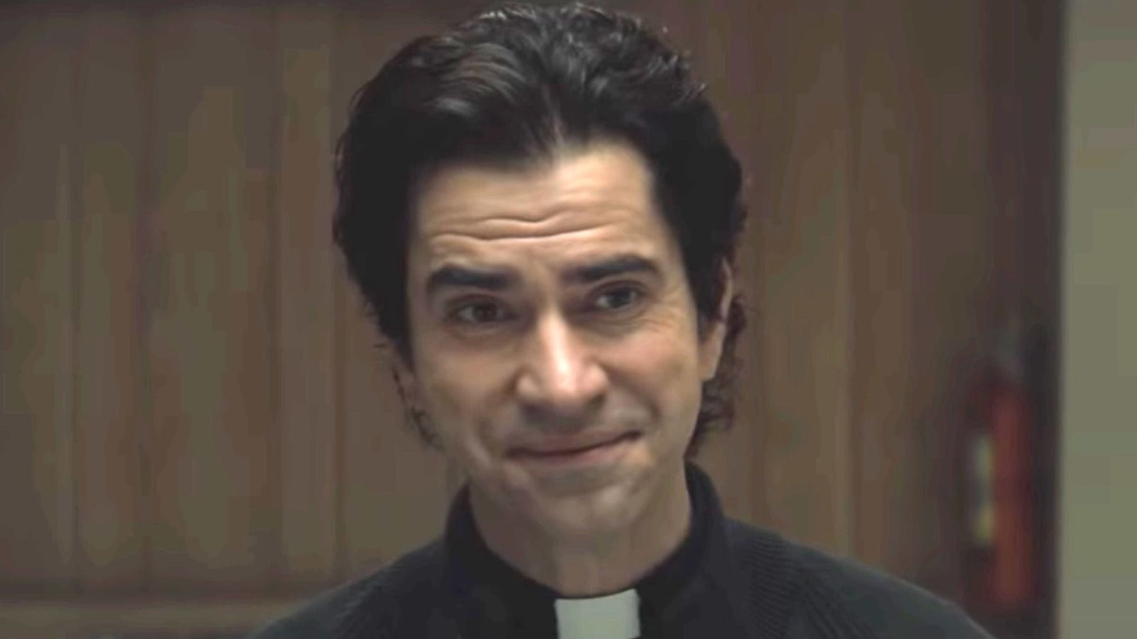 1600x900 Critics Just Revealed Their First Thoughts On Netflix's Midnight Mass