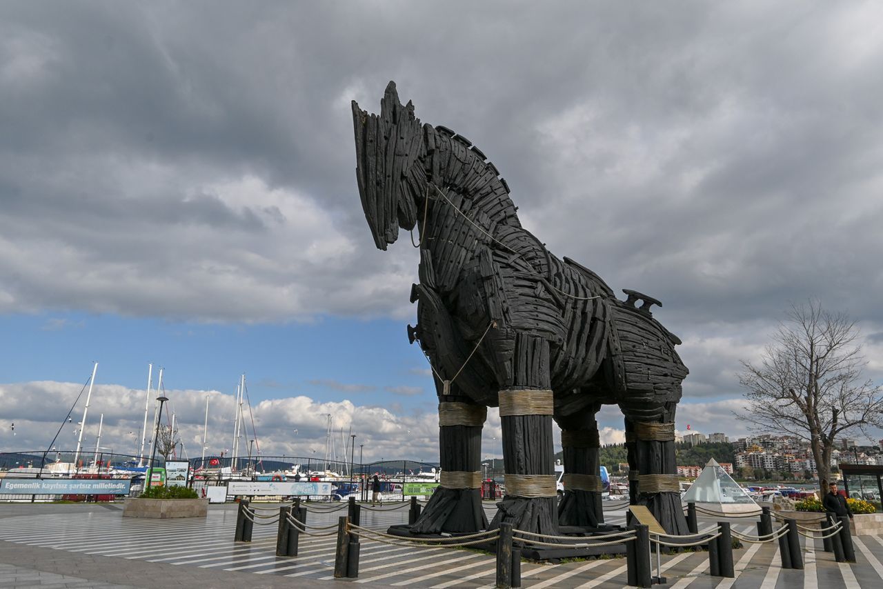 1280x854 Çanakkale: Where ancient Troy sits beside the modern city