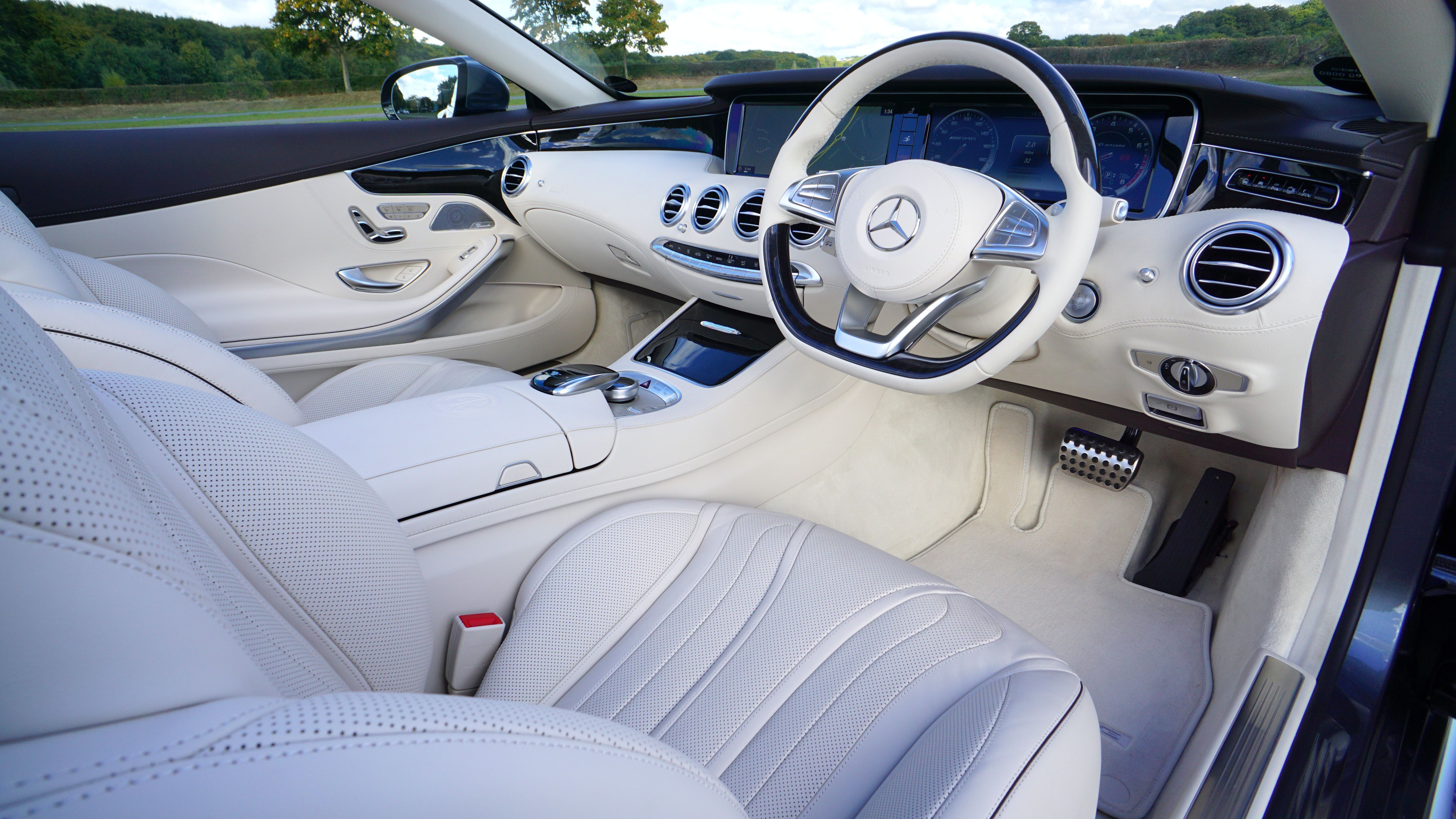 6000x3376 White Mercedes Benz Interior Design · Free