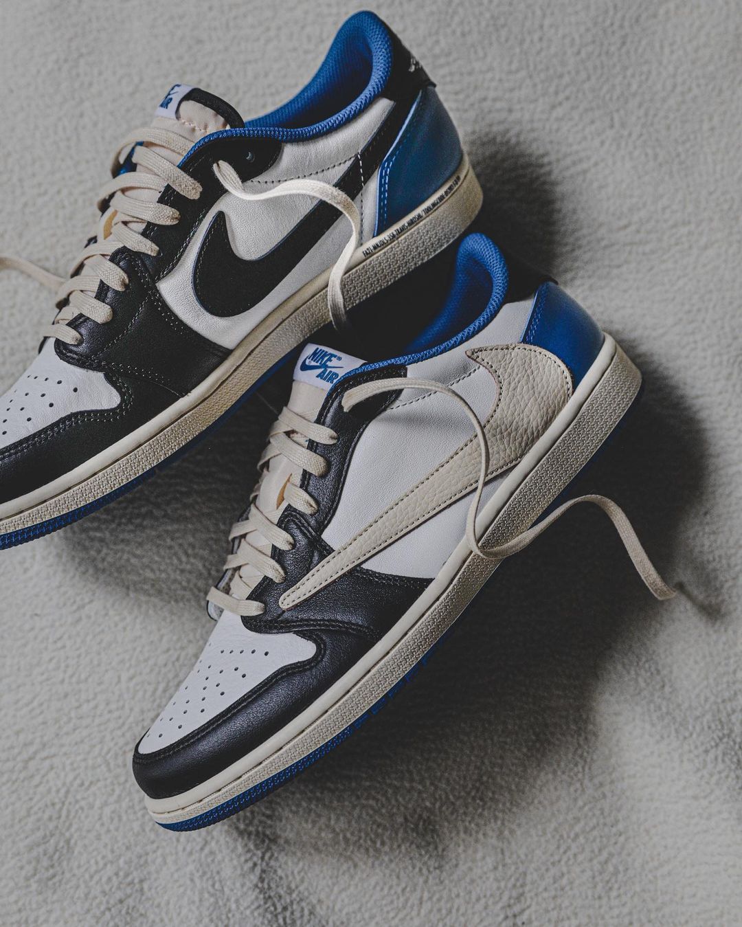 1080x1349 Air Jordan 1 Low Wallpaper