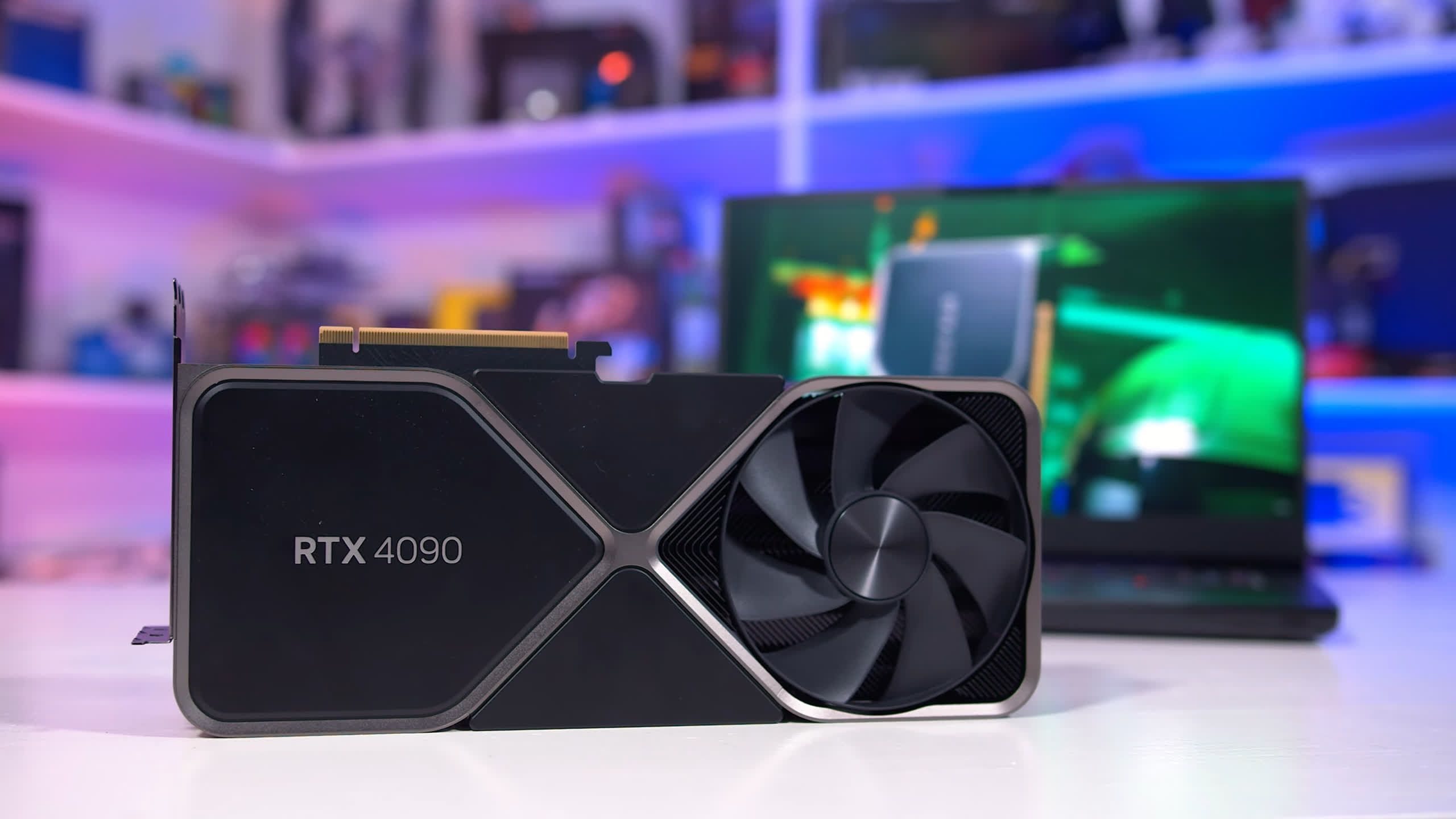 2560x1440 Nvidia GeForce RTX 4090 Desktop vs. Laptop GPU