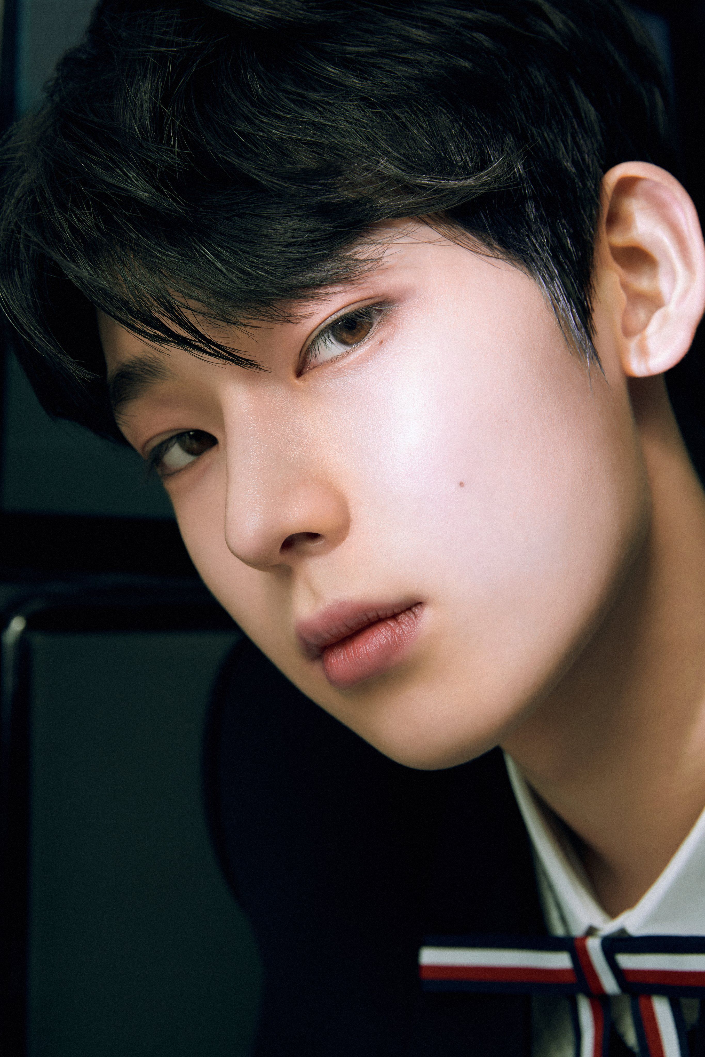 2731x4096 ENHYPEN Official Profile: Sunoo