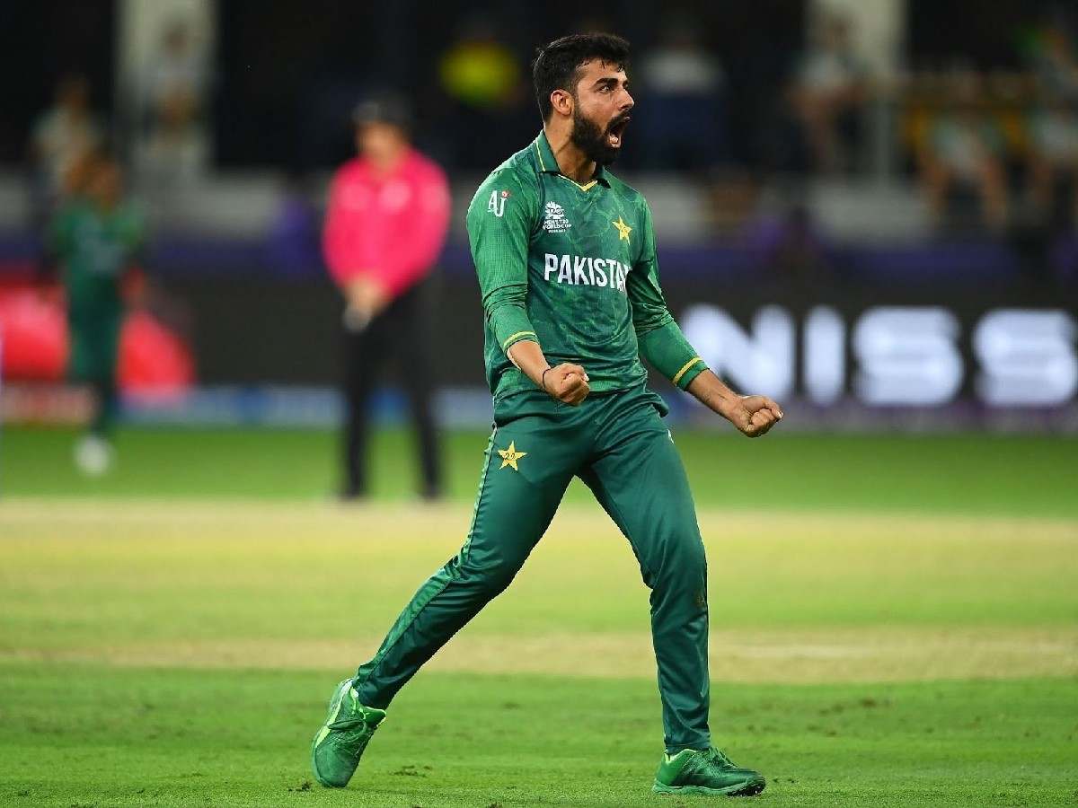 1200x900 Messi english na bolay theek, Shadab Khan gives a befitting reply to troll who mocked Hasan