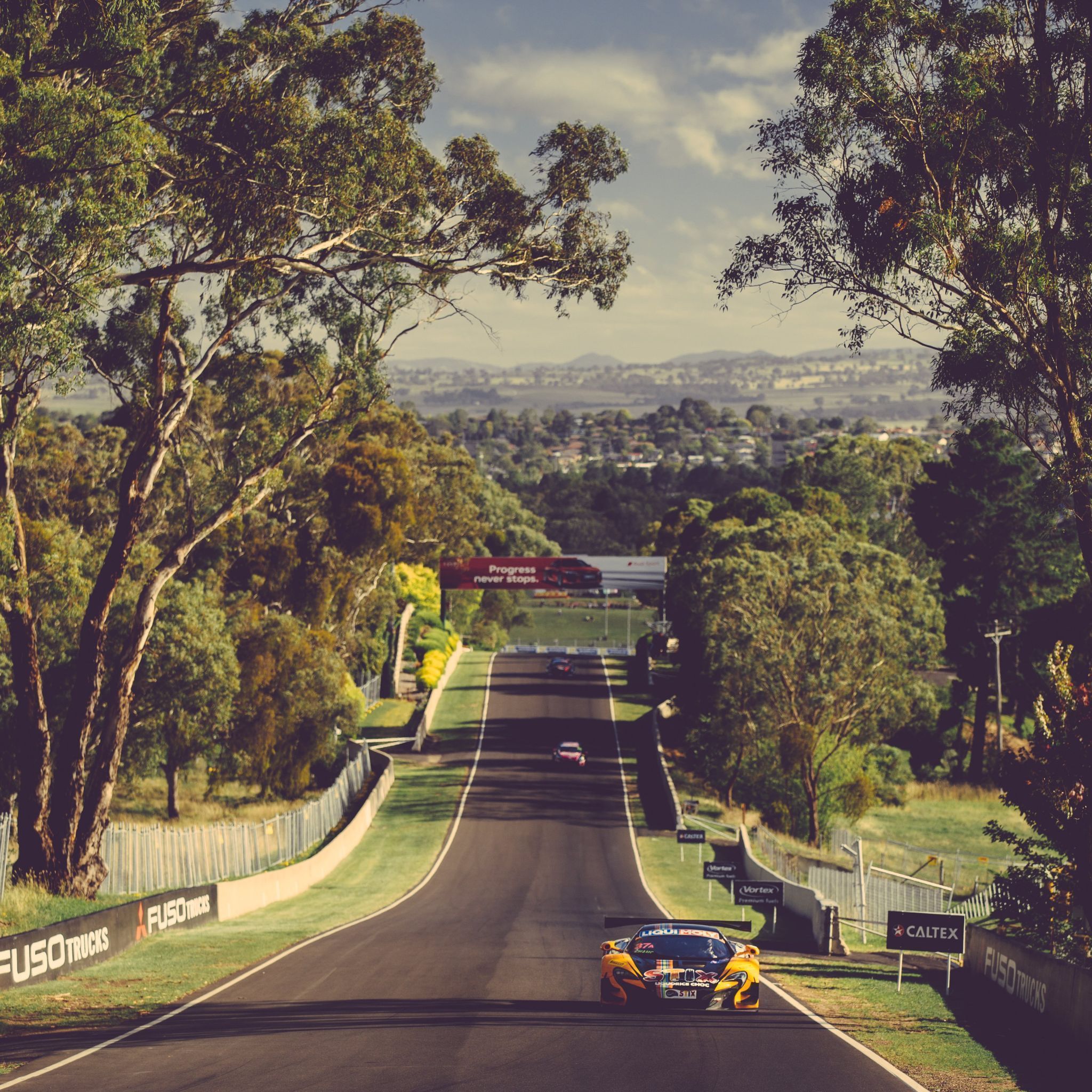 2048x2048 Bathurst Wallpaper
