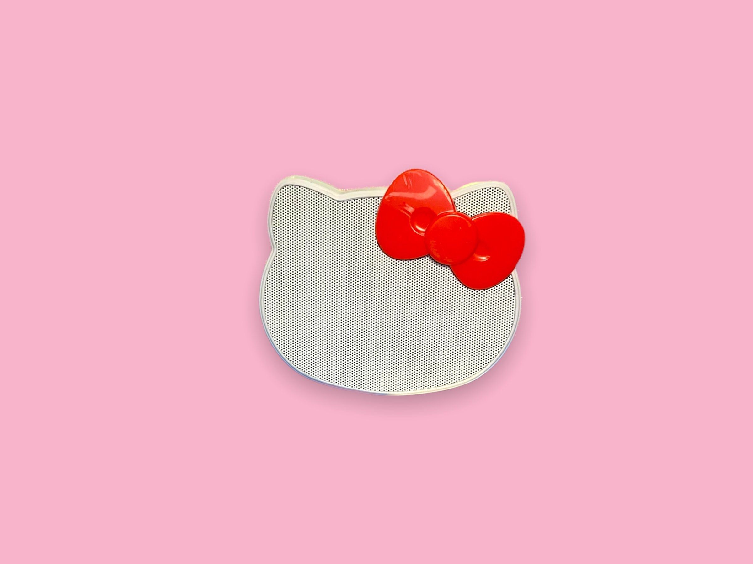 2400x1800 Vintage Y2K Hello Kitty Speaker. WORKS