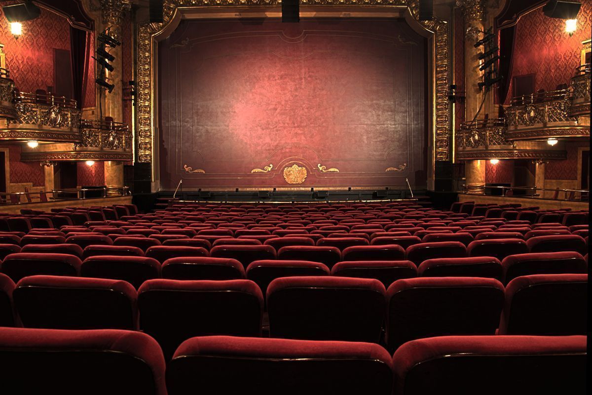 1200x800 The Theater of Reflection: Emptiness of Phenomena