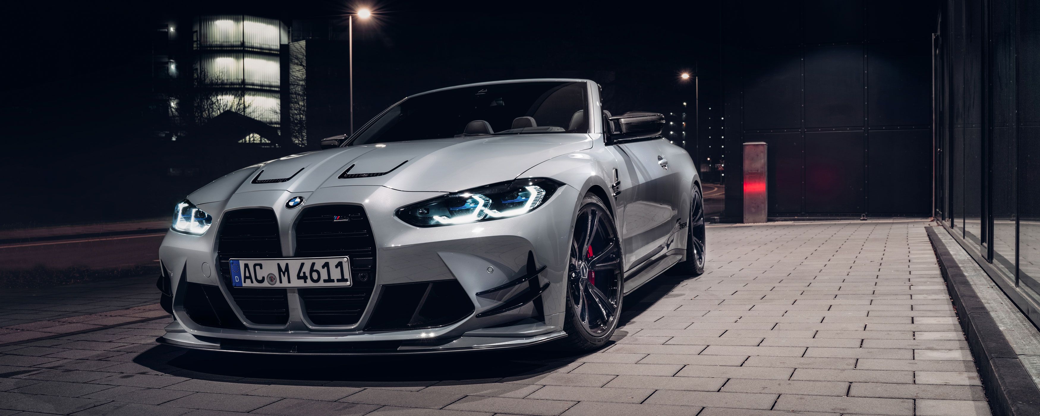 3500x1400 M4. M. BMW