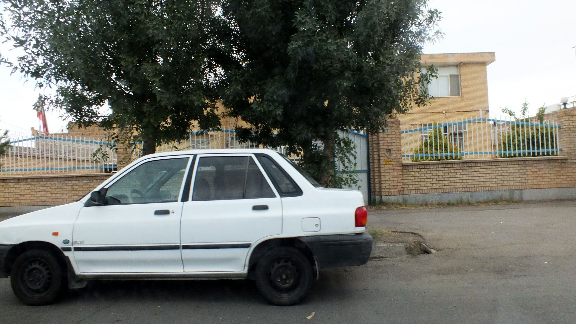 1920x1080 Saipa Kia Pride
