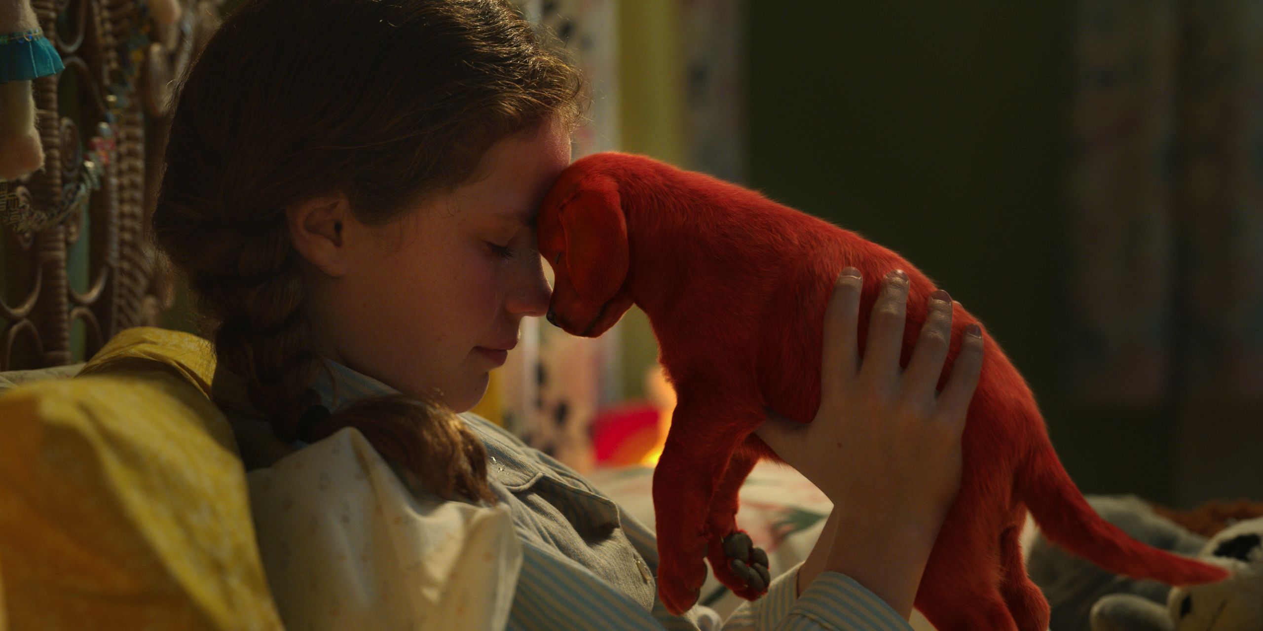 2560x1280 Movie Clifford the Big Red Dog HD Wallpaper