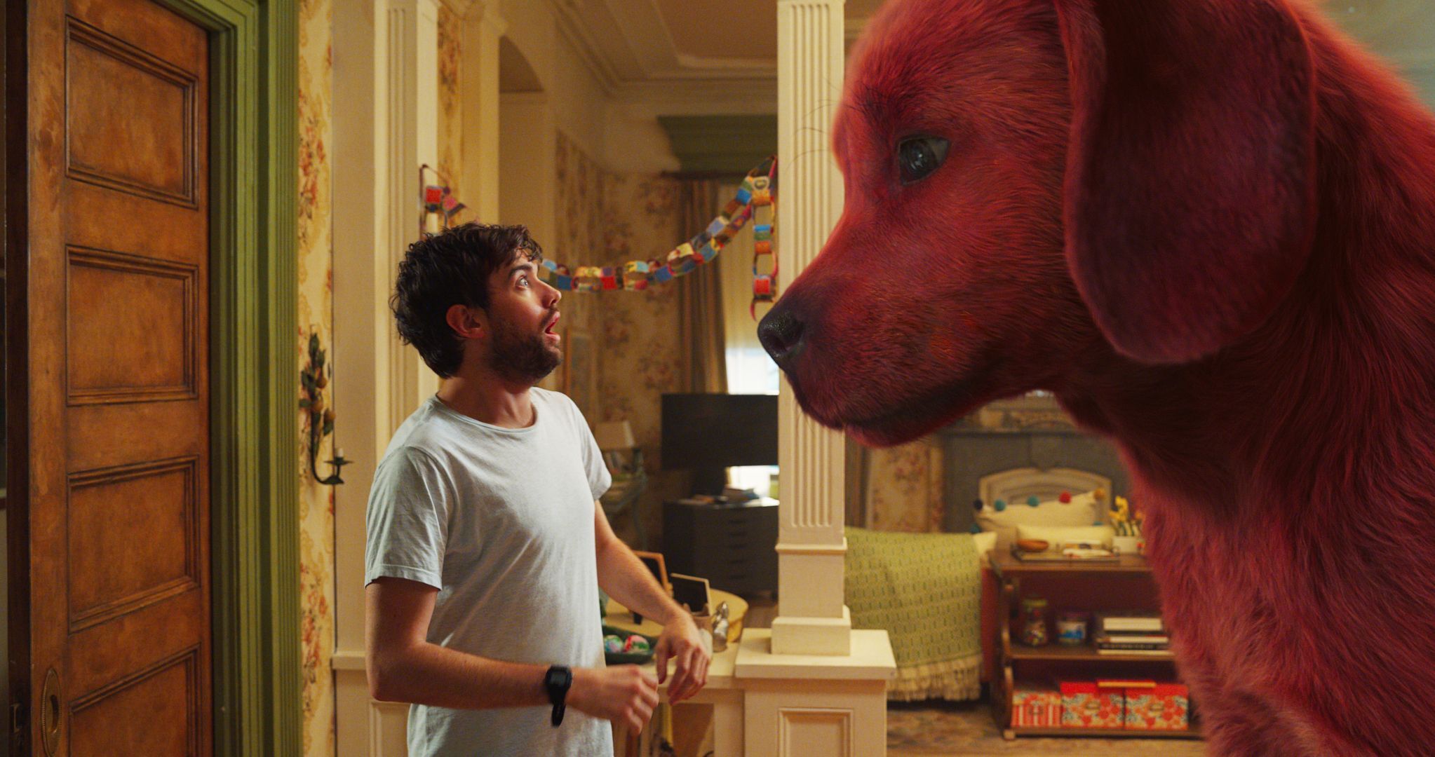 2046x1080 Movie Clifford the Big Red Dog HD Wallpaper