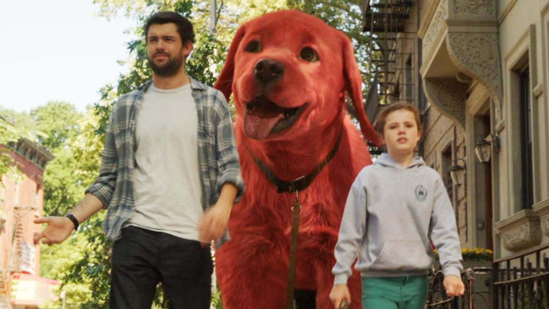 1920x1080 Clifford The Big Red Dog' Is On The Loose In NYC In New Live Action