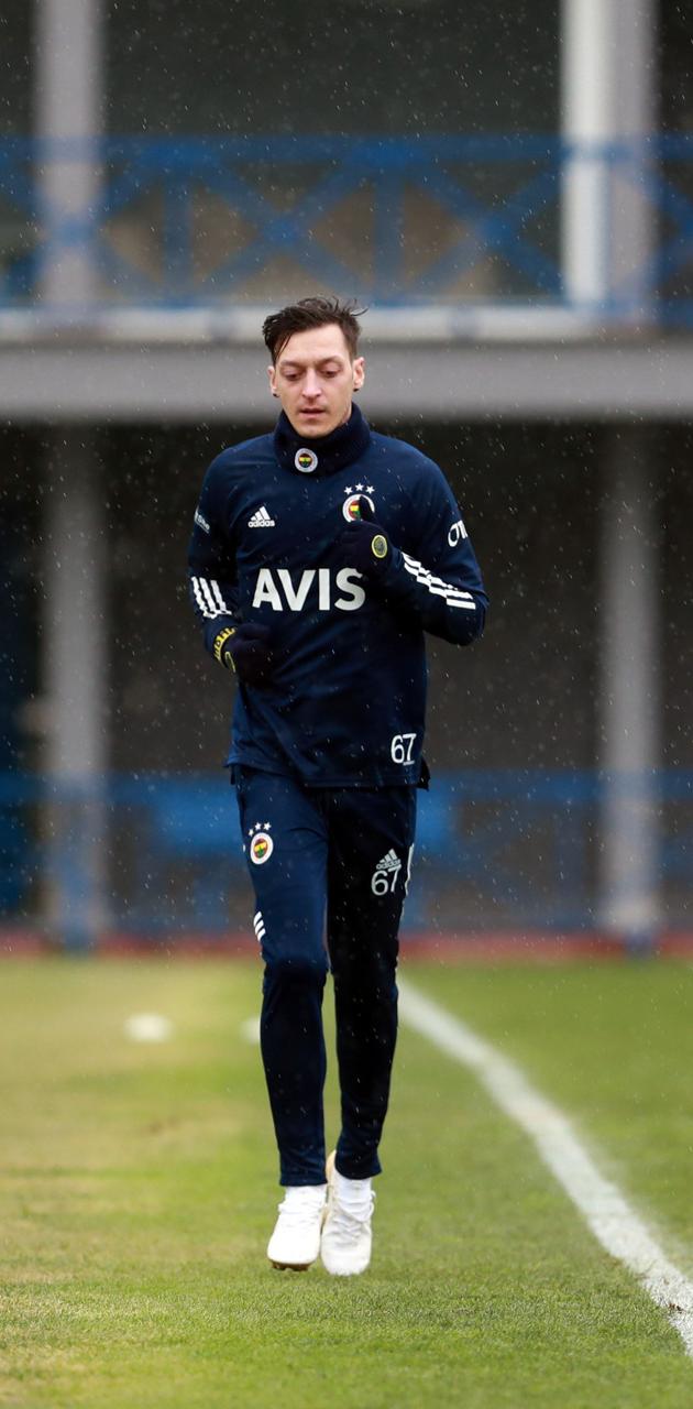 630x1280 Mesut Ozil 2022 Wallpaper