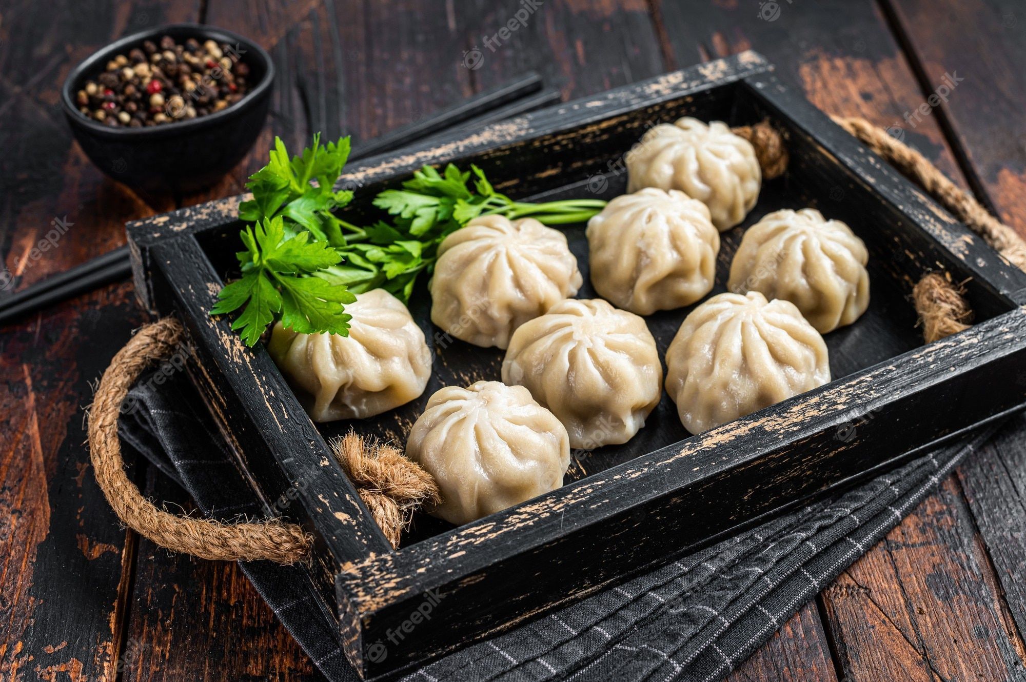 2000x1330 Momos Image