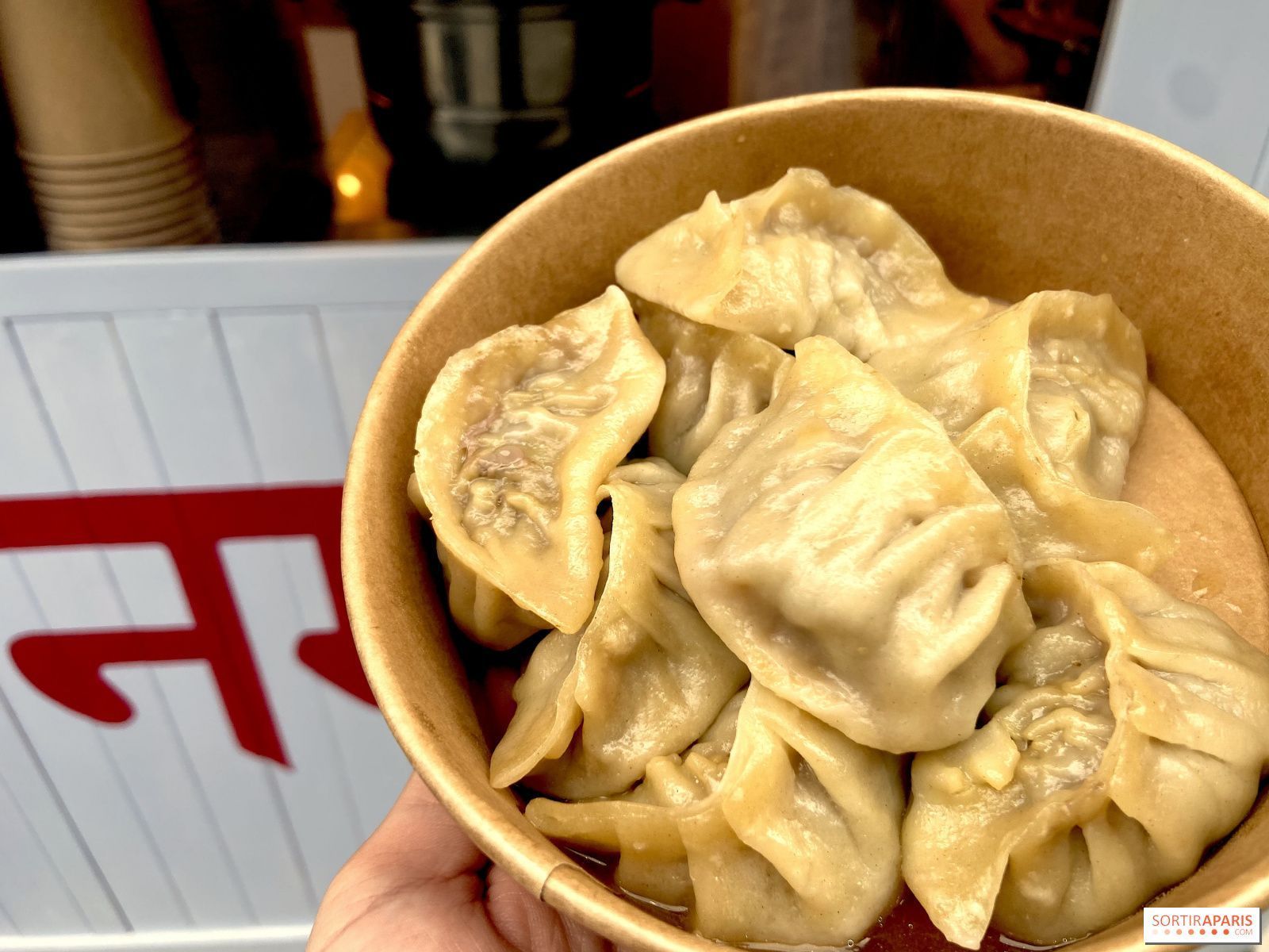 1600x1200 Momo House: Tibetan Street Food In Paris