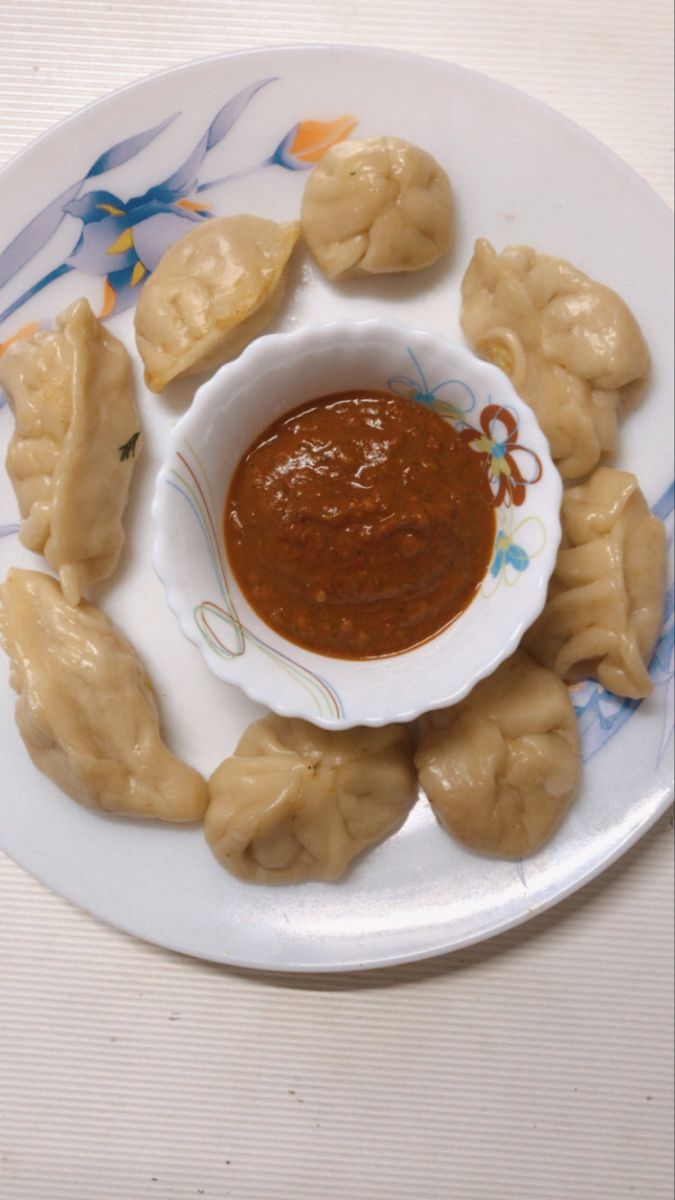 675x1200 DIY momos. Snap food, Vegetarian snacks recipes, Food