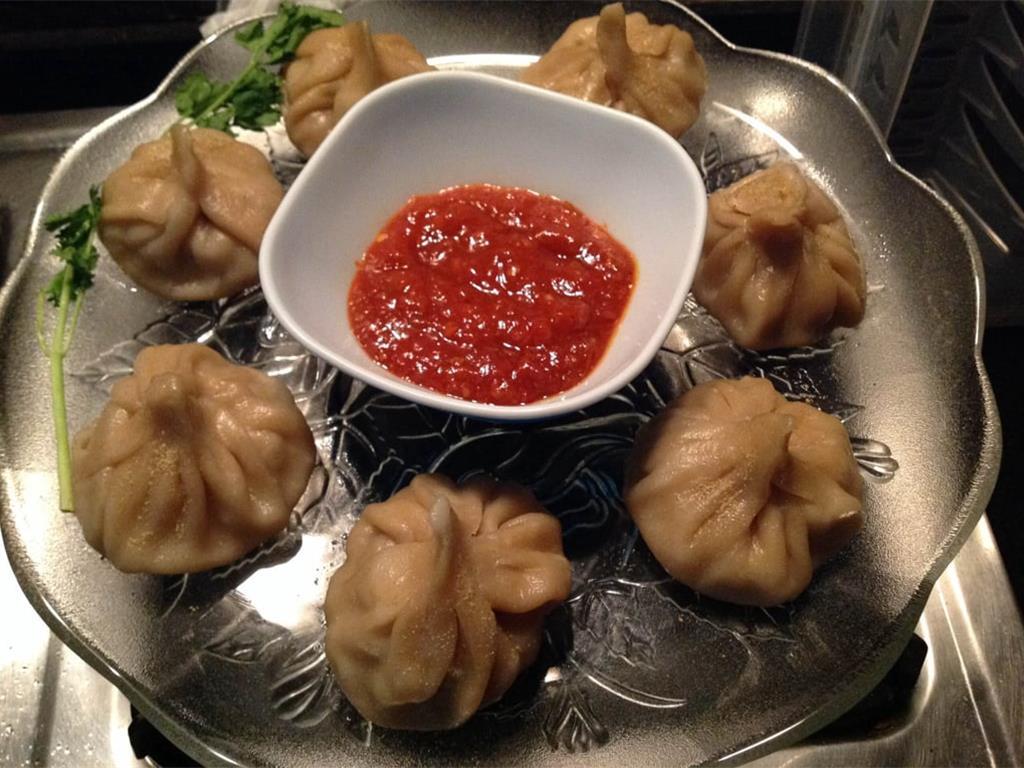 1024x768 Chicken Momos (Dumplings)